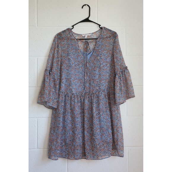 BCBGeneration Dresses & Skirts - BCBGeneration Sheer Flowy Bell Sleeve Two Layer Floral Print Blue Dress Sz Sm